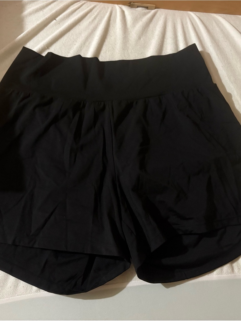HALARA Black High-Waist Athletic Shorts